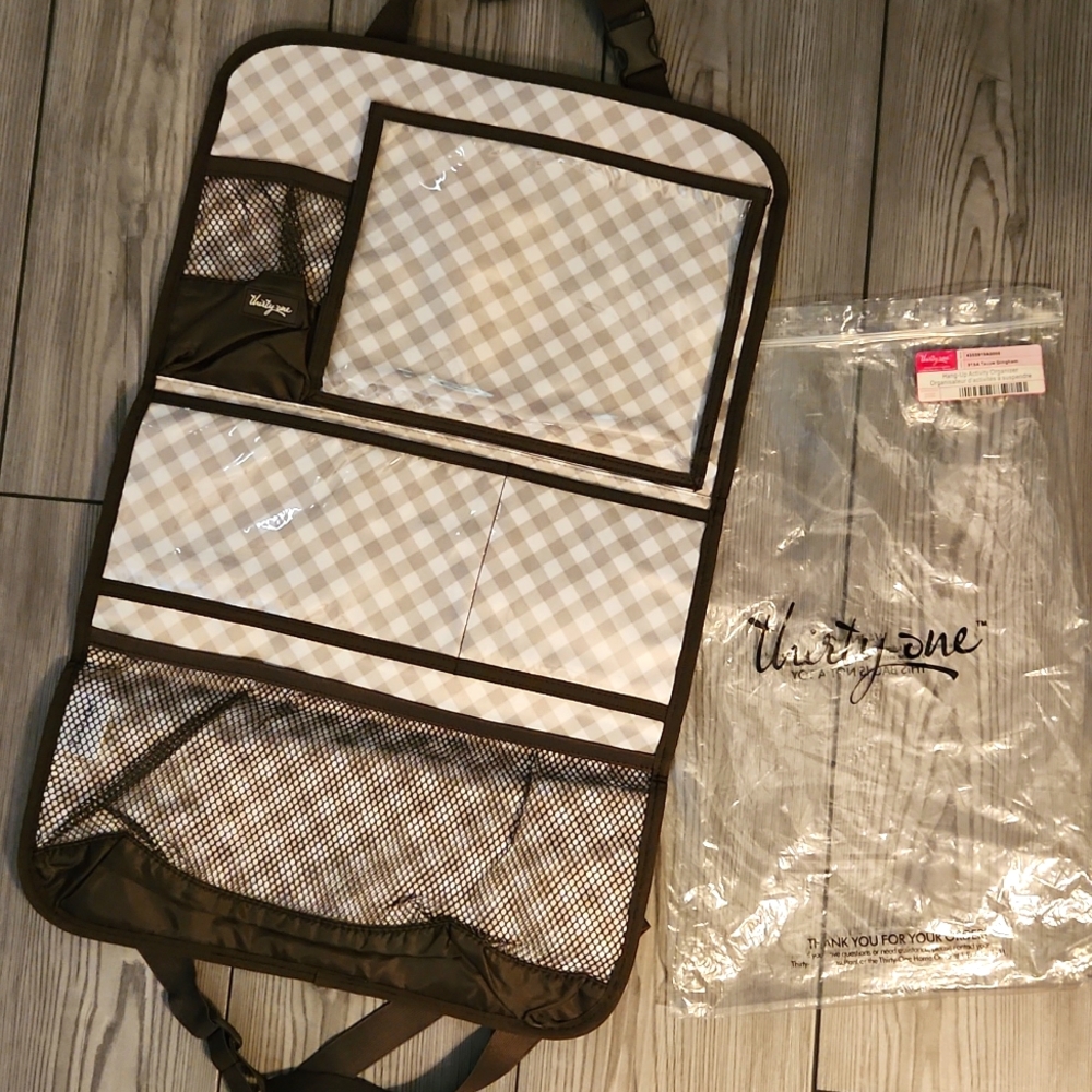 Thirty-one Hang-Up Activity Organizer NWT